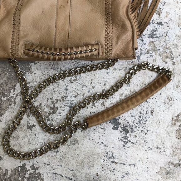 Remy Brook - Picture 5 of 7